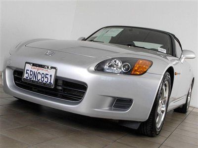 2dr conv low miles convertible leather extra clean