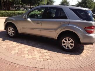 2007 mercedes ml350 4matic pewter,nav,heated seat,backup camera one owner,nice