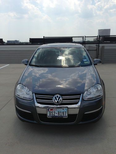 Used/pre-owned 2009 volkswagen jetta: