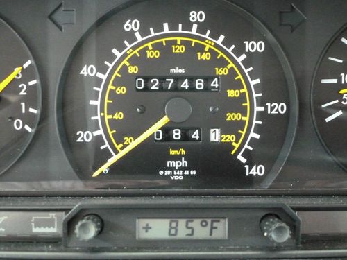 1988 Mercedes-Benz 190E 2.3 Sedan 4-Door 2.3L, image 9