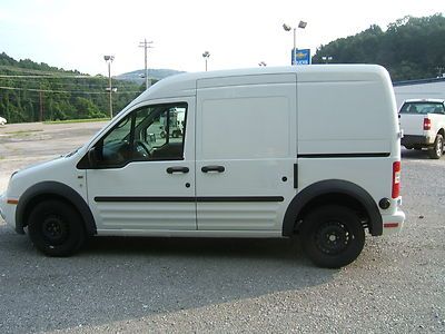 2013 ford transit xlt same as new.