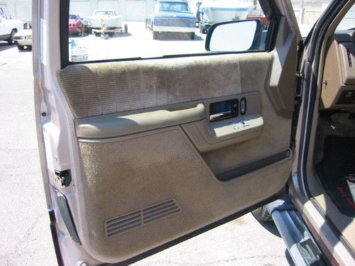 1992 Chevorlet K1500 Blazer NO RESERVE!!!, image 11