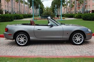 2002 mazda miata base convertible 2-door 1.8l