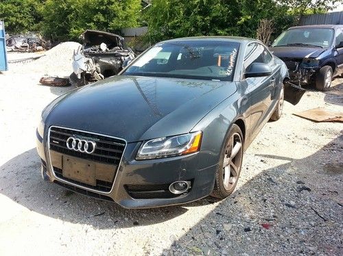 2009 audi a5 quattro premium coupe 2-door 3.2l navigt back up camera key less