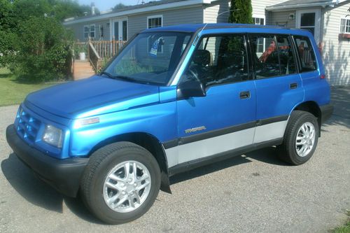 1998 chevrolet tracker base sport utility 4-door 1.6l