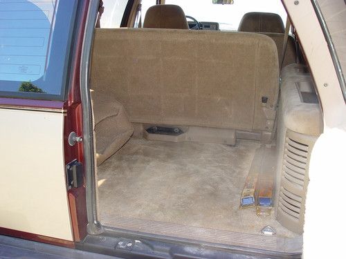 1992 GMC / CHEVY / CHEVROLET SUBURBAN 4X4 4WD - RELIABLE - NEW TIRES - 4WD WORKS, US $2,500.00, image 4