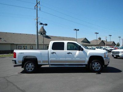 18k miles diesel 6.6l 4wd tow package one owner financing bedliner white black