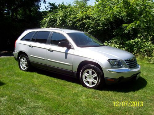 2006 chrysler pacifica touring sport utility 4-door 3.5l  3rd row, leather, dvd