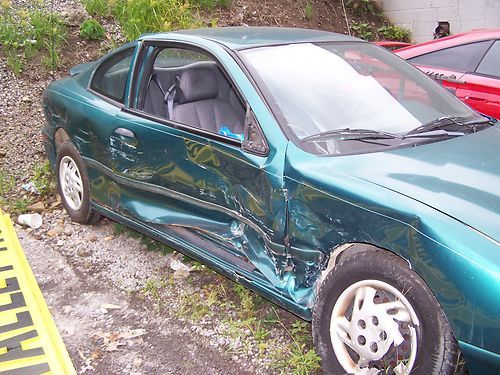 1998 pontiac sunfire 2dr wrecked cavalier 95 96 97 98 99 00