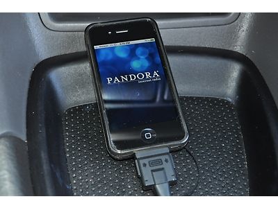 Limited leather front rear DVD Navigation Bluetooth heated seats sunroof towing, image 40