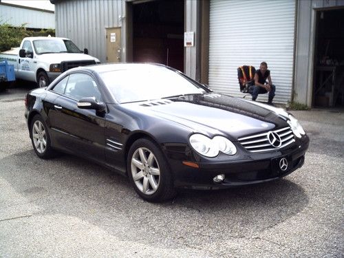 2003 mercedes benz sl 500 low miles hard top convertable.