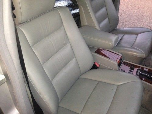 1991 Mercedes-Benz 300SE Sedan 4-Door 3.0L Clean Car Drives & Looks Great, image 3