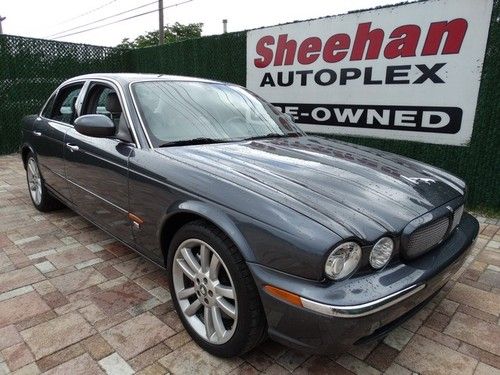 2004 jaguar xjr 4.2 liter v8 supercharger sedan! nav lthr sunroof! automatic 4-d