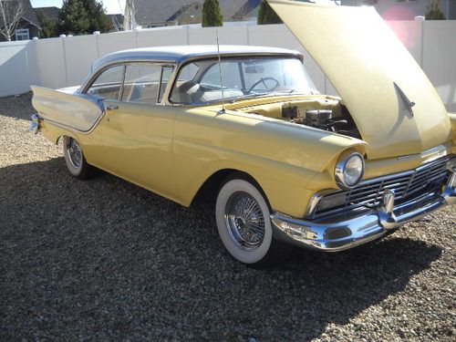 1957 ford fairlane 2 door hardtop, image 4