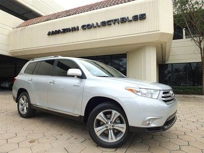 2011 toyota highlander limited, loaded ,showroom cond. clean carfax w/ buyback