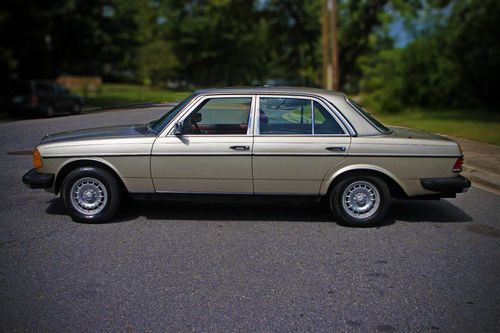 1985 mercedes-benz 300d turbo w123