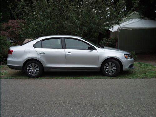 2011 VW Jetta, Practically New, Factory Bumper-Bumper Warranty, 14k mi, US $13,900.00, image 3