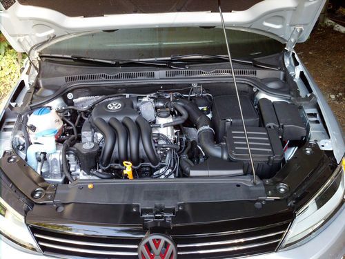 2011 VW Jetta, Practically New, Factory Bumper-Bumper Warranty, 14k mi, US $13,900.00, image 9