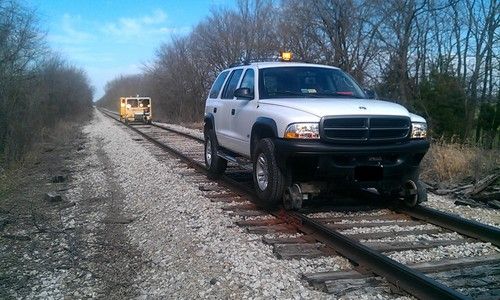 2002 dodge durango suv 4-door 4.7l railroad hirail hyrail