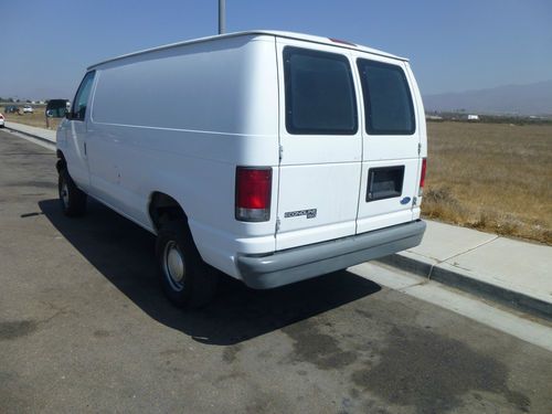 Ford E-150 4X4 Cargo Van 121k Original Miles Heavy Duty Clean Van LOW RESERVE, image 3
