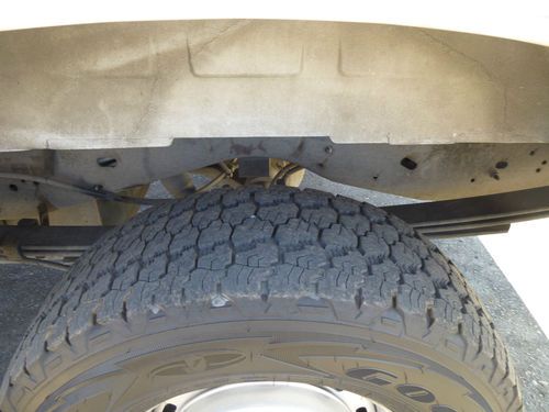 Ford E-150 4X4 Cargo Van 121k Original Miles Heavy Duty Clean Van LOW RESERVE, image 12