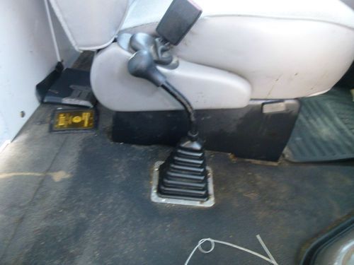 Ford E-150 4X4 Cargo Van 121k Original Miles Heavy Duty Clean Van LOW RESERVE, image 14