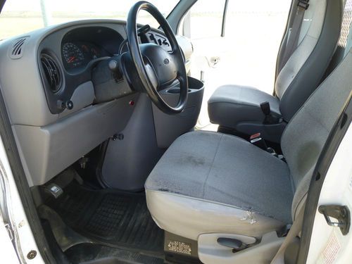 Ford E-150 4X4 Cargo Van 121k Original Miles Heavy Duty Clean Van LOW RESERVE, image 22