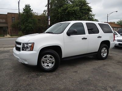 White 4x4 ls 3rd row rear air 9 pass 126 hwy miles ex govt