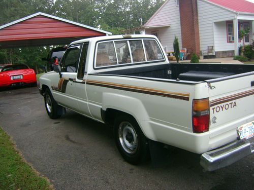 Toyota truck 2wd