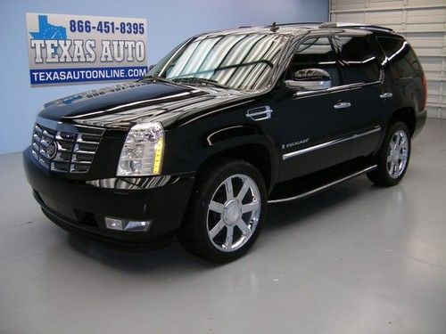 We finance!!  2008 cadillac escalade awd luxury roof nav heated seats texas auto