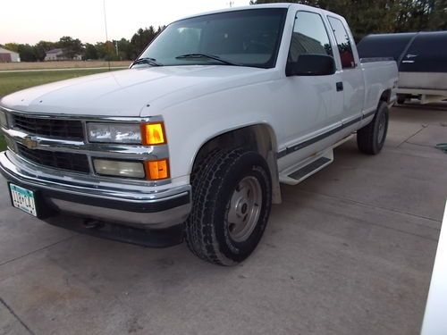 1998 chevy truck 1/2 ton