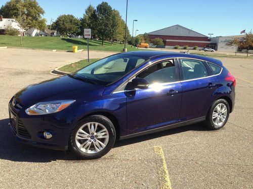 2012 ford focus sel hatchback-2.0l-navigation-sony snd sys-sync-24k miles only