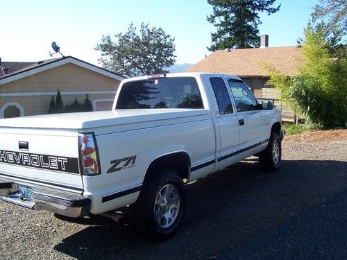 1997 chevy silverado  nice !!!