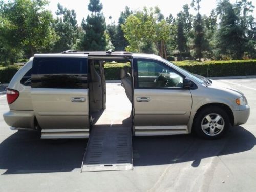 07 dodge grand caravan handicap wheelchair conversion low reserve looks great