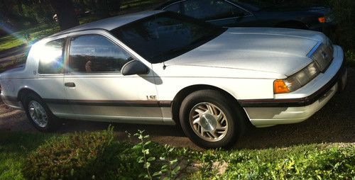 1989 white mercury cougar ls coupe 2-door 3.8l 59,263 miles
