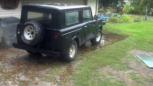 1967 international scout 800. v8