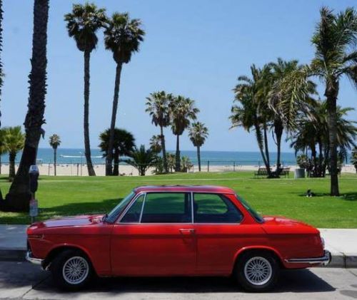 1970 bmw 2002 base sedan 2-door 2.0l