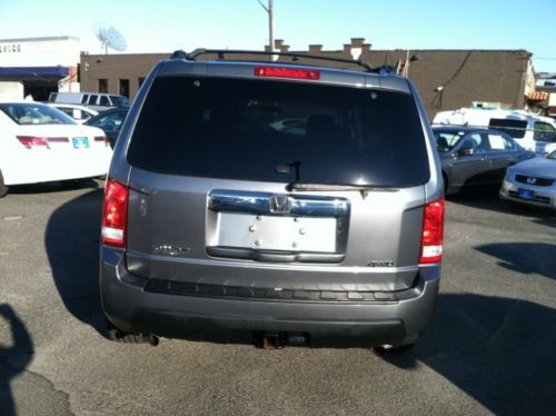 LX Certified SUV 3.5L CD 7 Speakers AM/FM radio AM/FM/CD WE FINANCE, image 6