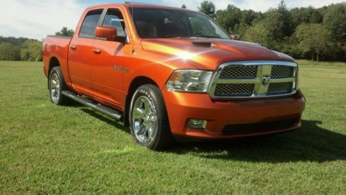 4x4, 5.7 v8 liter hemi mds, sport, mango tango pearl coat