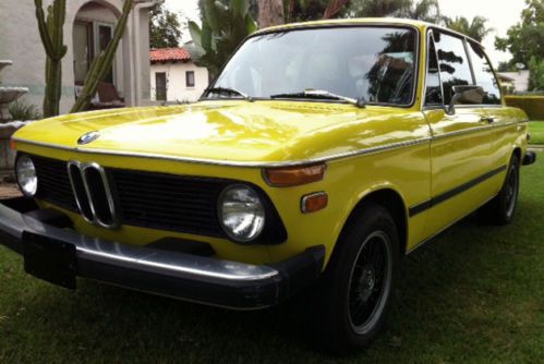 1974 bmw 2002 base sedan 2-door 2.0l