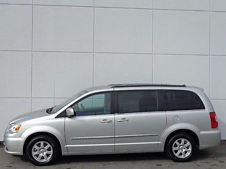 2012 chrysler town &amp; country leather tv dvd - $299 p/mo, $200 down!