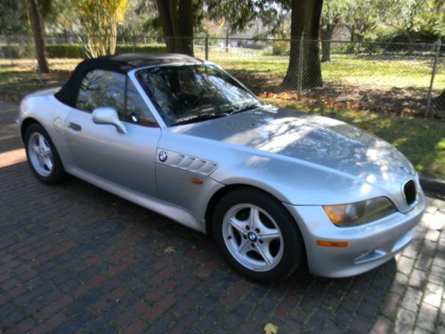 1997 bmw z3 roadster convertible 2-door 1.9l low miles automatic !