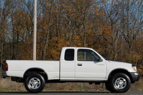 1999 toyota tacoma xtracab 4x4 sr5 3.4l v6 5-speed clean carfax nicest on ebay!