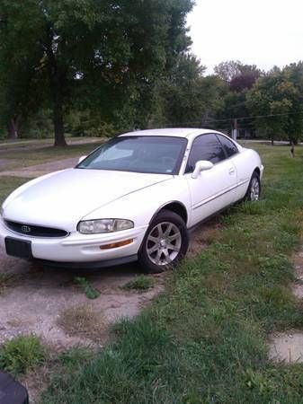 1995 buick riviera base coupe 2-door 3.8l