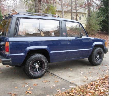 1986 isuzu trooper ii 4 wheel drive 40,200 original miles