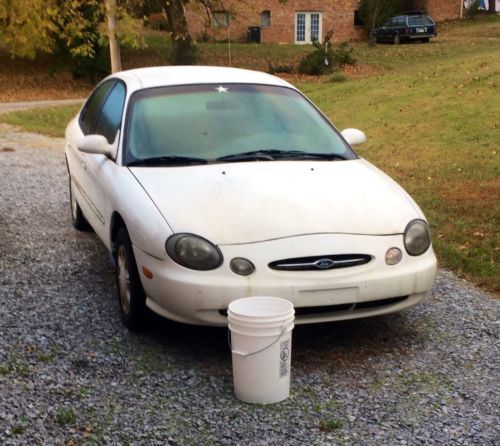 98 ford taurus 128k 2nd owner