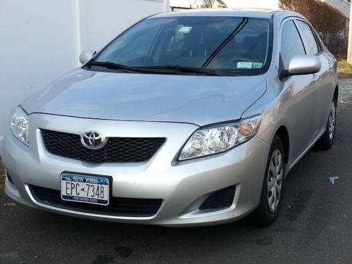 2009 toyota corolla le sedan 4-door 1.8l solar roof (1st owner) 40,000miles