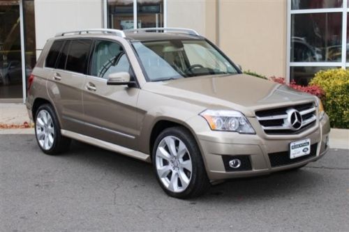 Glk350 suv 3.5l cd awd navigation leather  bluetooth loaded