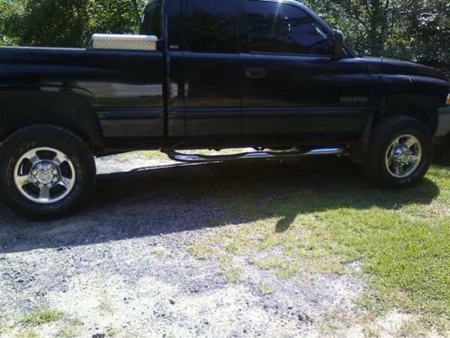 1999 dodge cummins diesel 5speed shortbed 4x4  2500 series
