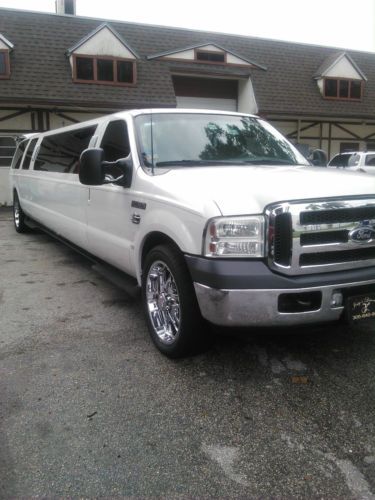 2002 ford excursion limousine